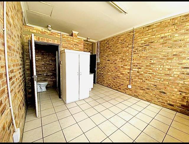1 BEDROOM APARTMENT FOR SALE IN BERTRAMS